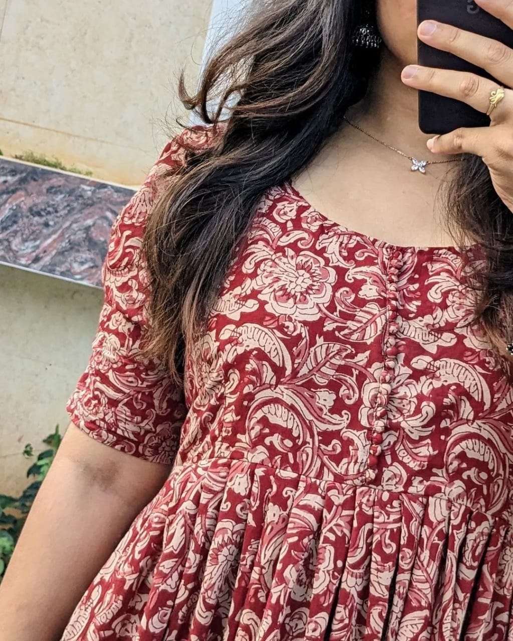 Graceful Summer Print Midi Gown with Stylish Sleeves