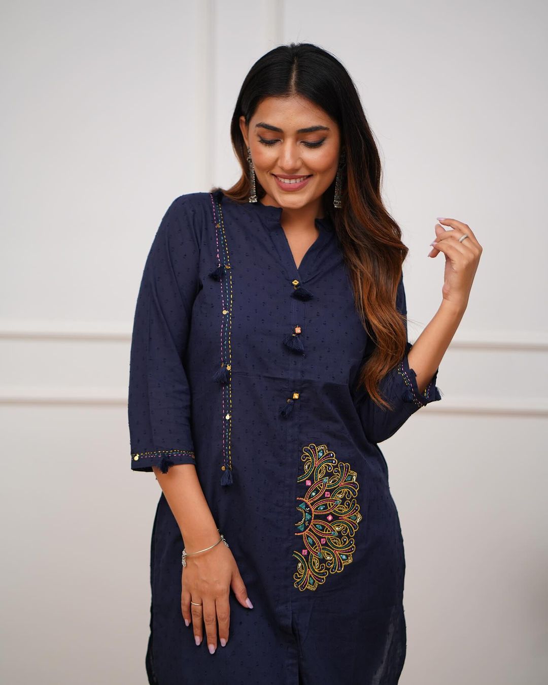 Chic Charm Embroidery Set