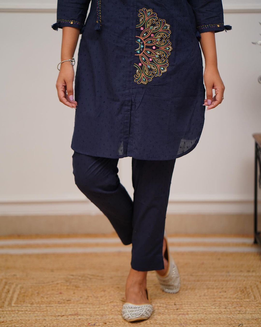 Chic Charm Embroidery Set