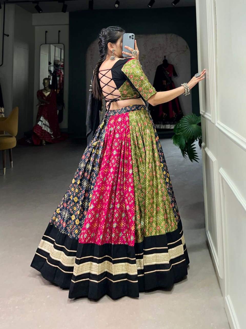 Elegance in Dola Lehenga Set