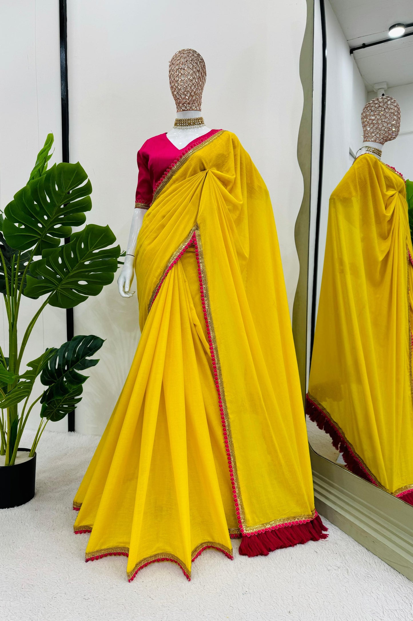 Latkan Luxe Mul Cotton Saree Set